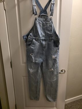 SOKO Blue Denim Jeans with Contrast Stitching